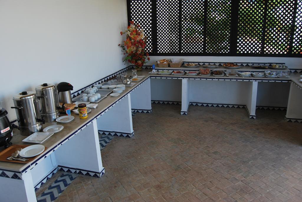 Hotel Al Khaima Asilah Exterior photo