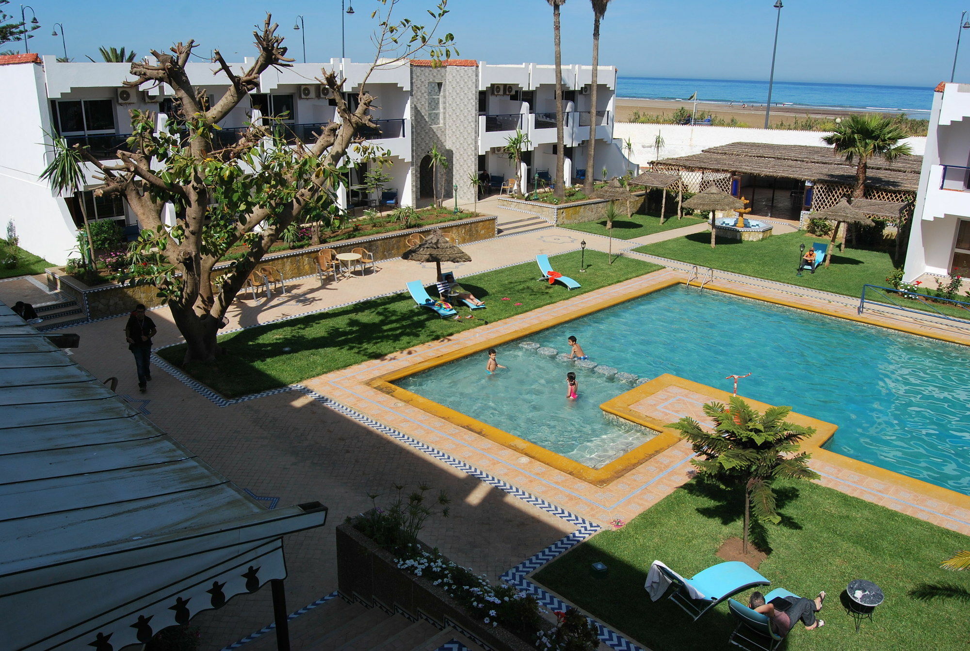 Hotel Al Khaima Asilah Exterior photo